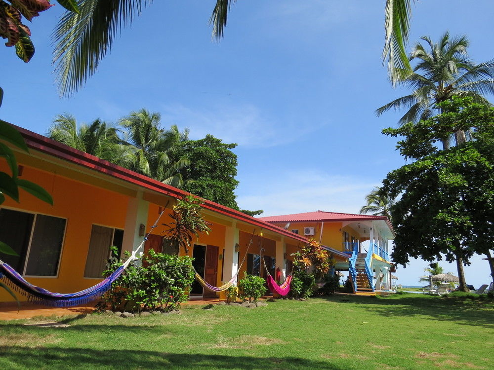 Las Lajas Beach Resort Exterior foto